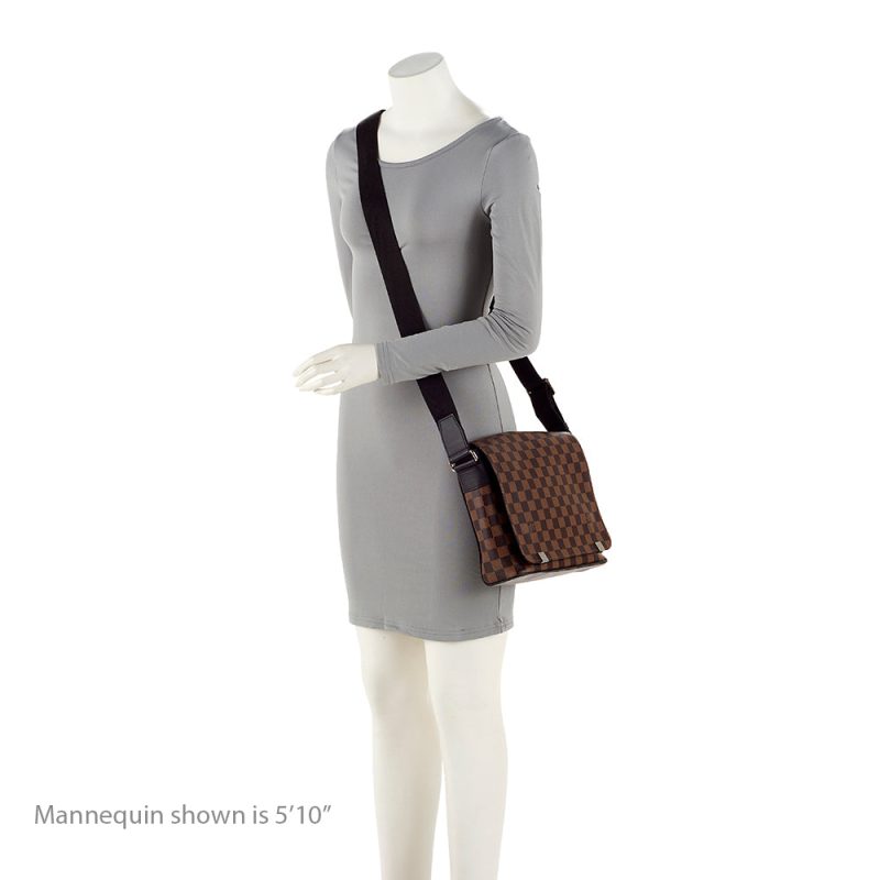 Louis Vuitton Damier Ebene District PM Messenger Bag (20120) - Logoexplore - Image 5