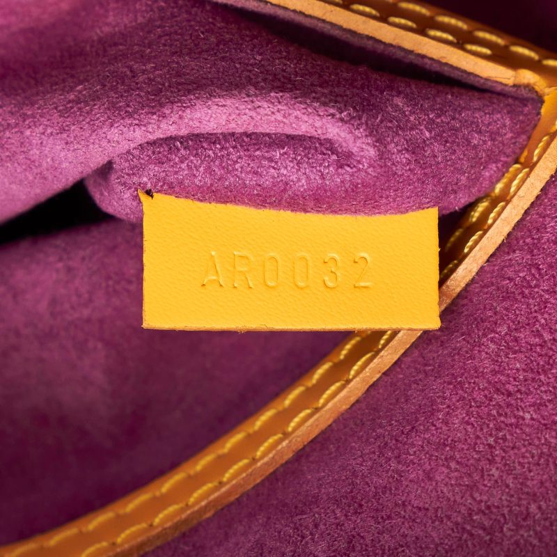 Louis Vuitton Epi Alma PM (28766) - Logoexplore - Image 8