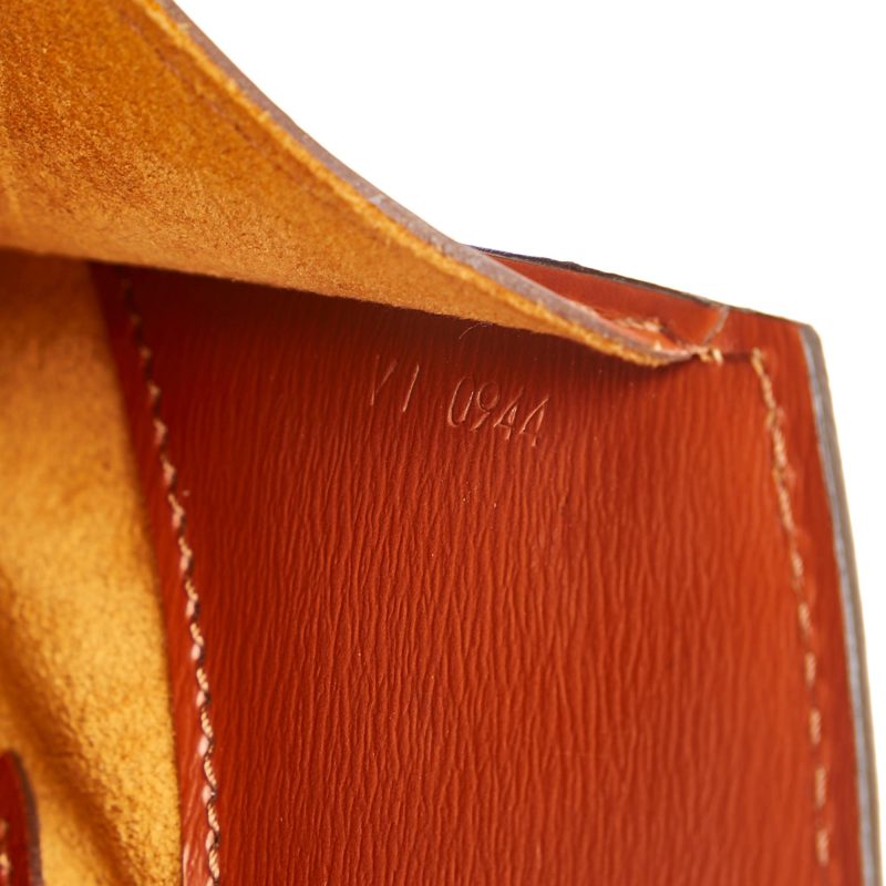 Louis Vuitton Epi Cluny (35925) - Logoexplore - Image 8
