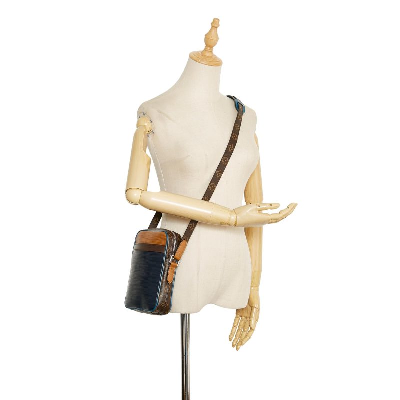 Louis Vuitton Epi Monogram Danube PM (F3PEAL) - Logoexplore - Image 5