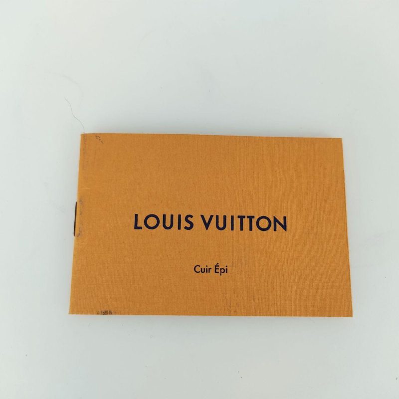 LOUIS VUITTON Cluny bag in light blue epi leather - Logoexplore - Image 8