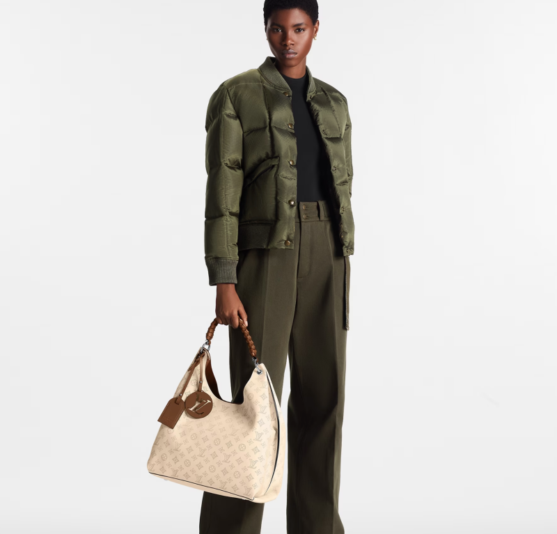 LOUIS VUITTON CARMEL MAHINA HOBO BAG - Logoexplore - Image 4