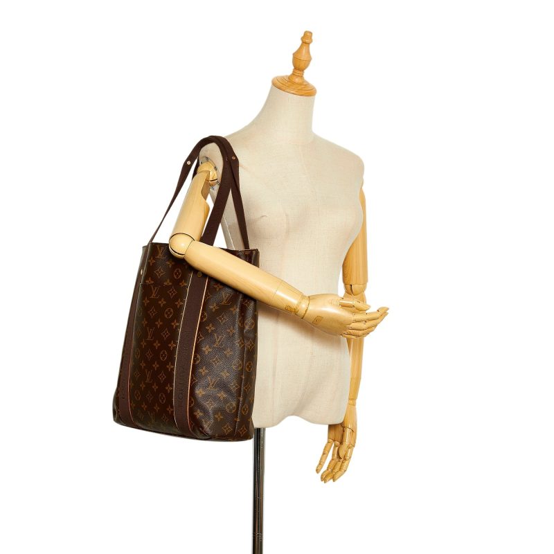 Louis Vuitton Cabas Beaubourg Monogram Canvas - Logoexplore - Image 5