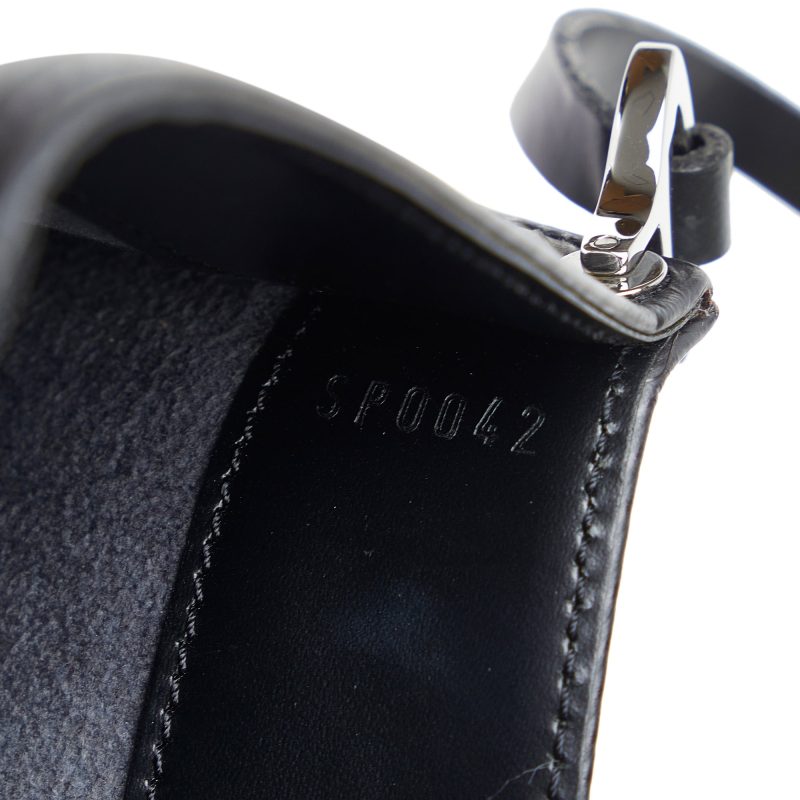 LOUIS VUITTON Epi Demi Lune Pochette Baguette - Logoexplore - Image 7