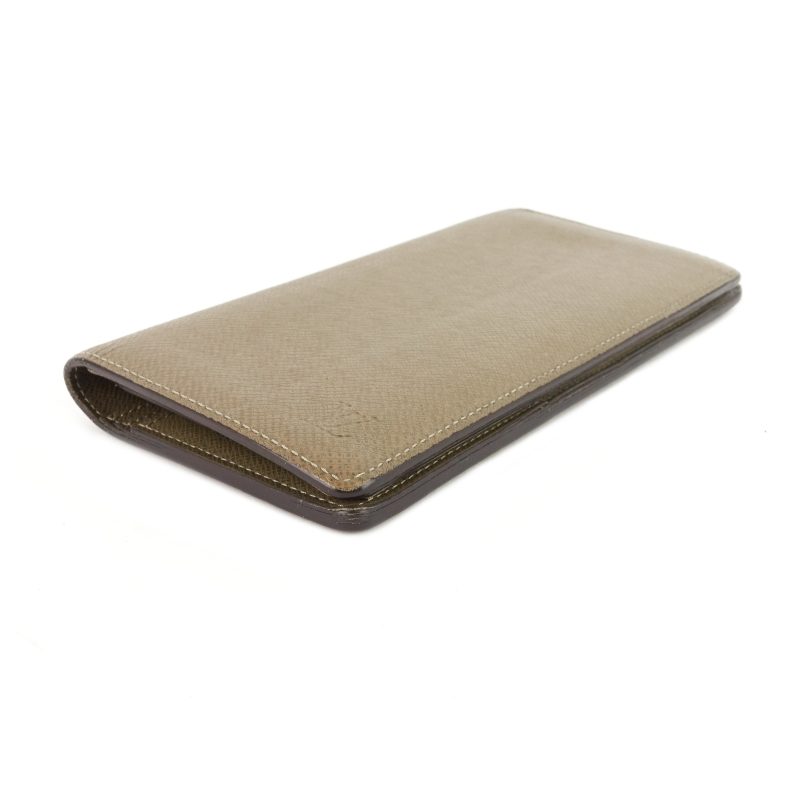 LOUIS VUITTON Brazza Taiga Leather Wallet - Logoexplore - Image 3