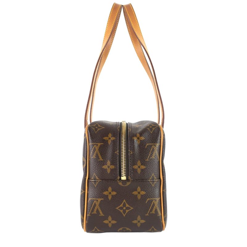 LOUIS VUITTON Cite MM Monogram Canvas Bag - Logoexplore - Image 4