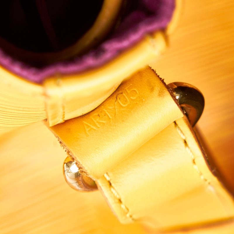 LOUIS VUITTON Epi Noe Yellow - Logoexplore - Image 8