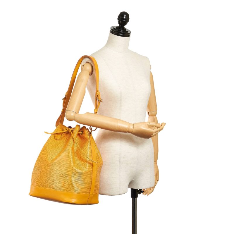 LOUIS VUITTON Epi Noe Yellow - Logoexplore - Image 2