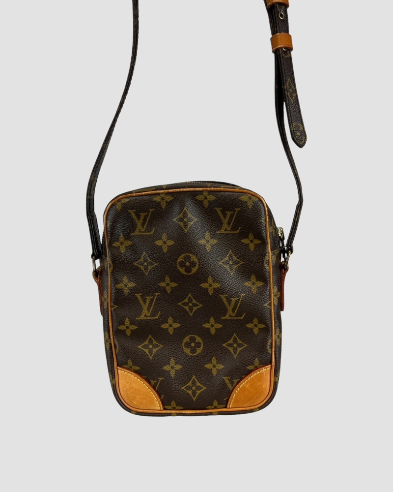 Louis Vuitton Danube - Logoexplore - Image 3