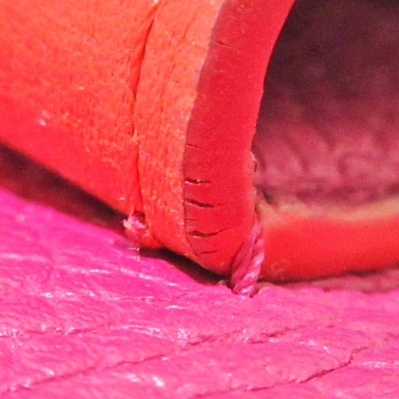 Louis Vuitton Capucines MM Pink Taurillon - Logoexplore - Image 9