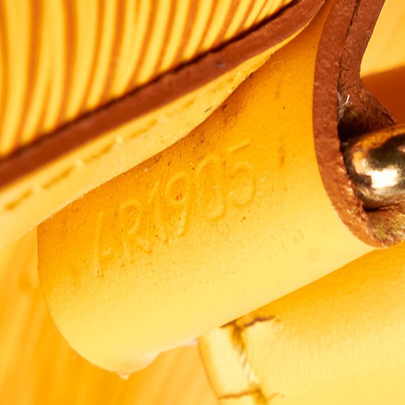 LOUIS VUITTON Epi Petit Noe Yellow - Logoexplore - Image 8