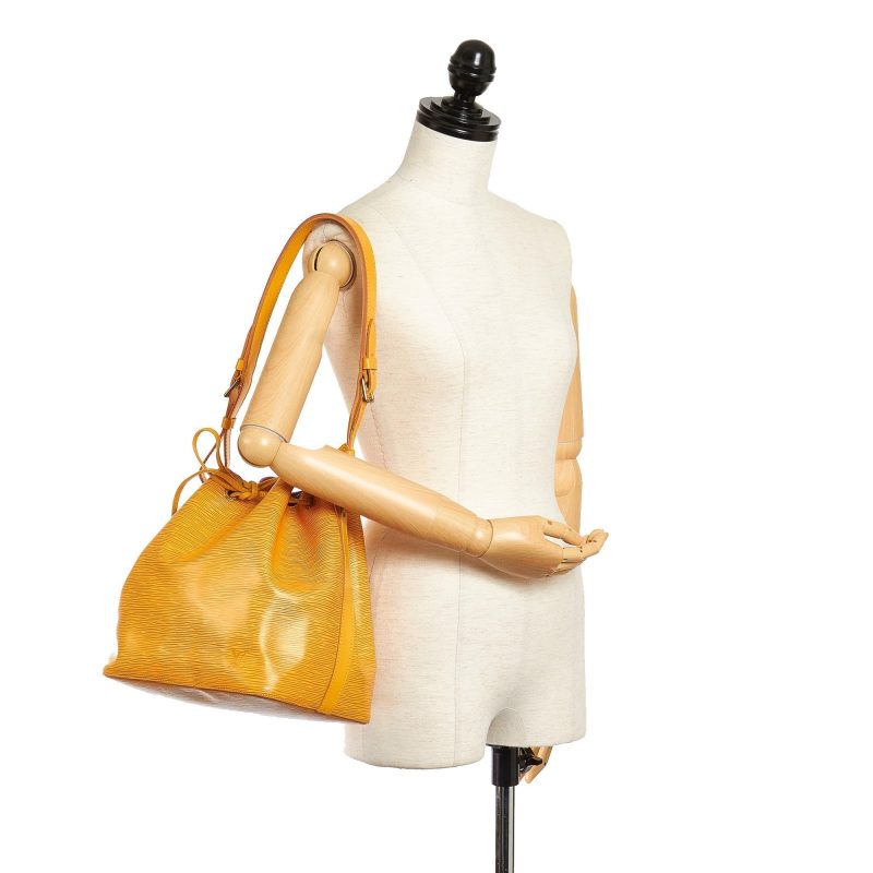 LOUIS VUITTON Epi Petit Noe Yellow - Logoexplore - Image 2