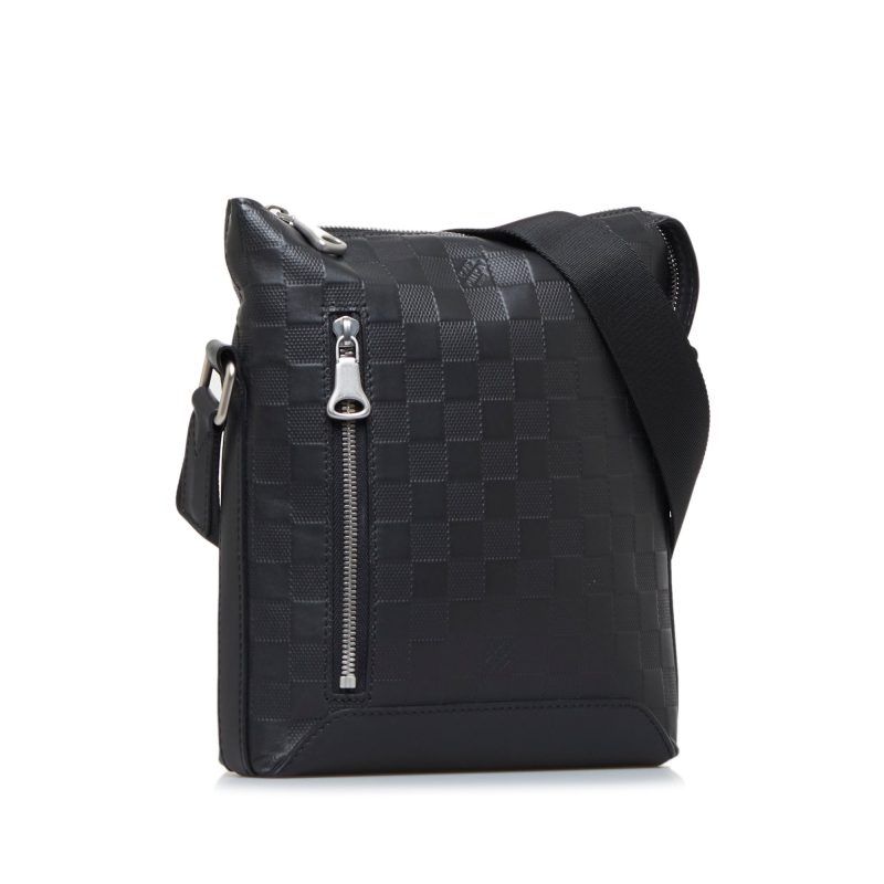 LOUIS VUITTON Damier Infini Discovery Messenger BB Crossbody Bag - Logoexplore - Image 2
