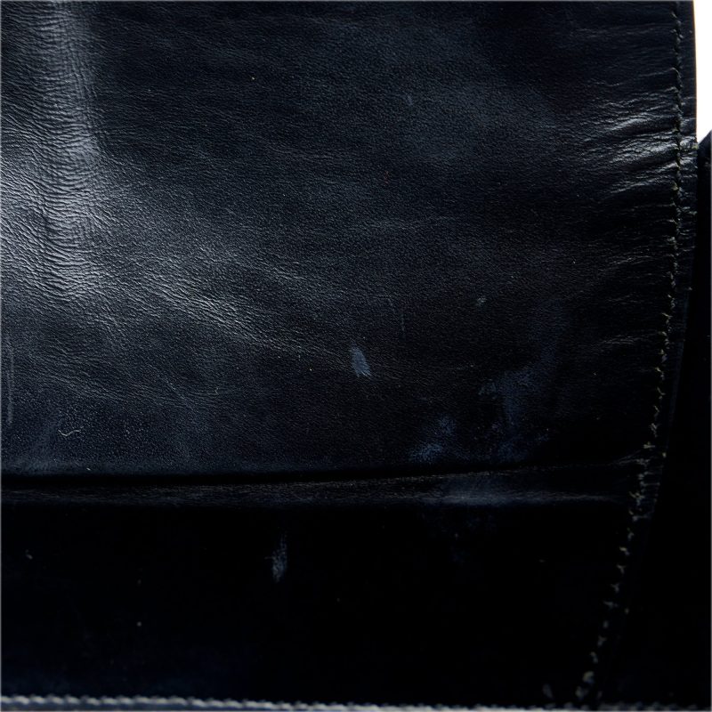 LOUIS VUITTON Epi Sac Verseau Shoulder Bag - Logoexplore - Image 10