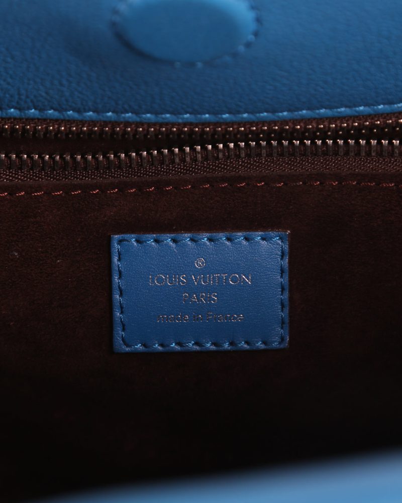 LOUIS VUITTON Blue Leather W GM Bag - Logoexplore - Image 7