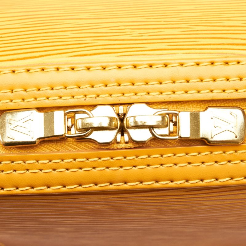LOUIS VUITTON Epi Jasmine Handbag - Logoexplore - Image 9
