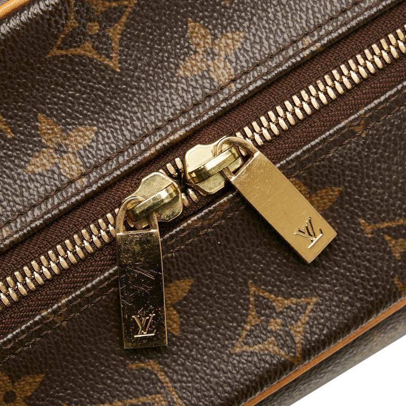 Louis Vuitton Cite GM Monogram Canvas - Logoexplore - Image 10