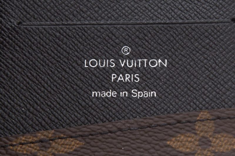 Louis Vuitton Brown & Black Monogram Canvas Mascassar Zippy Wallet - Logoexplore - Image 6