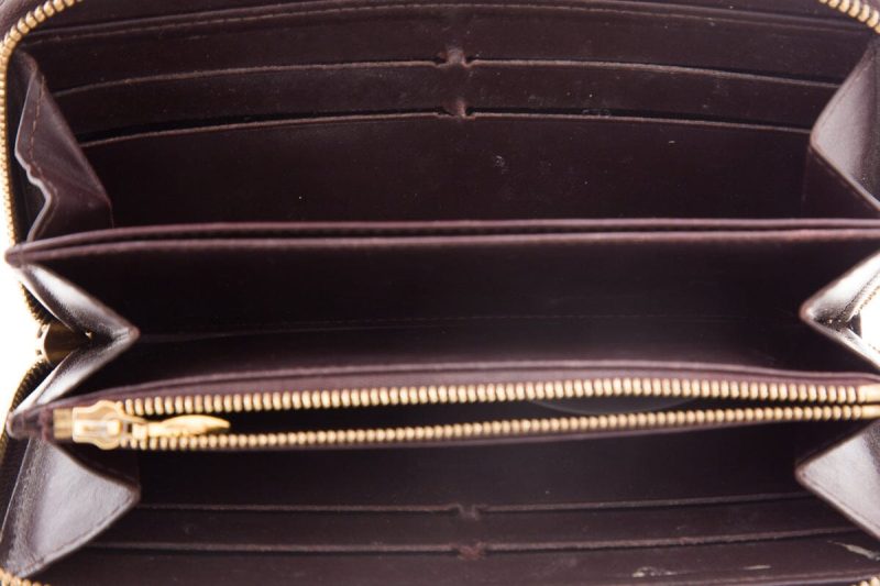 Louis Vuitton Burgundy Vernis Enamel Patent Leather Wallet - Logoexplore - Image 5