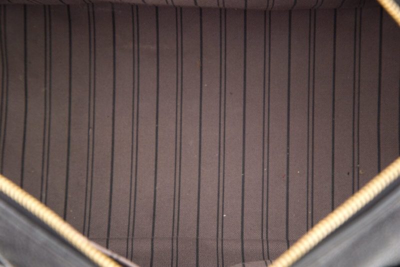 Louis Vuitton Black Monogram Speedy Bandouliere Handbag - Logoexplore - Image 10