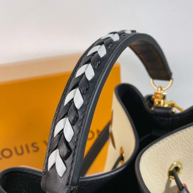 Louis Vuitton Crafty NeoNoe MM Bag - Logoexplore - Image 4