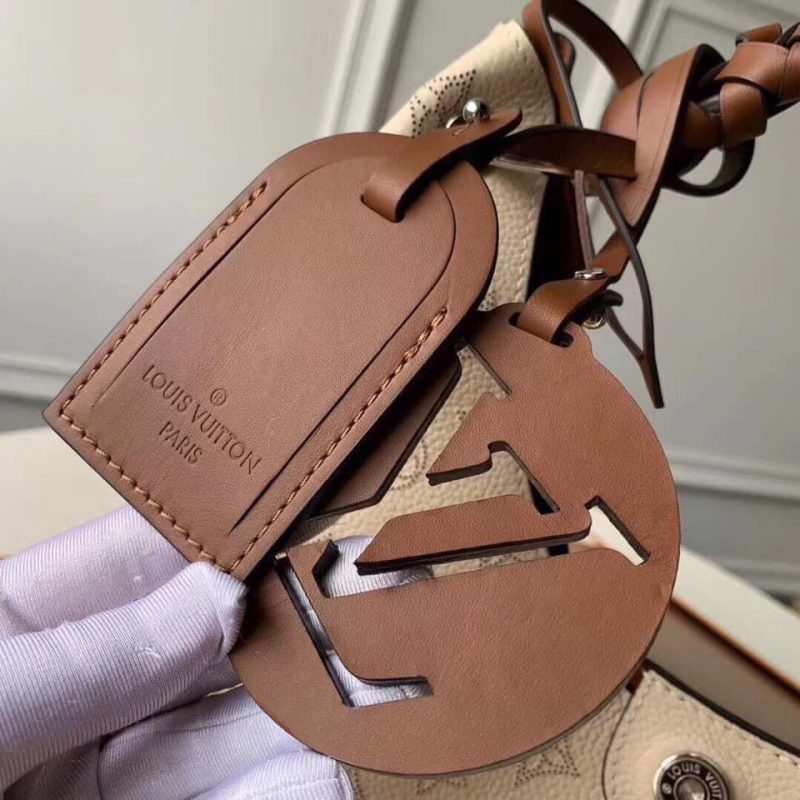 Louis Vuitton Carmel Mahina Bag - Logoexplore - Image 6