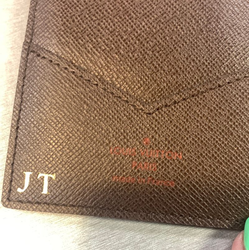 Louis Vuitton Damier Passport Holder - Logoexplore - Image 4