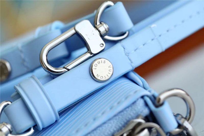 Louis Vuitton Easy Pouch On Strap Bag - Logoexplore - Image 8