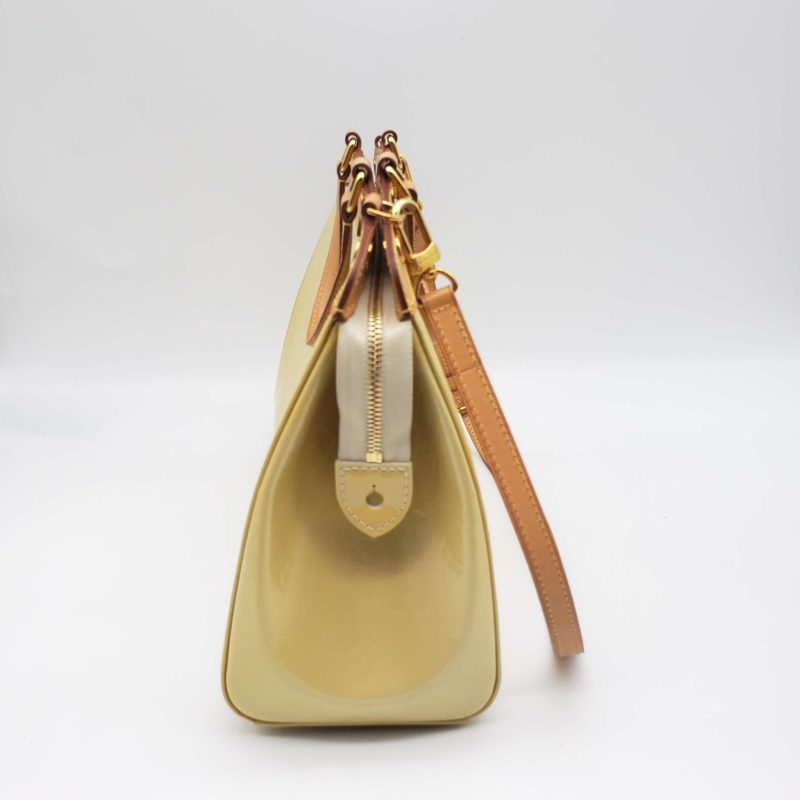 Louis Vuitton Brea MM Handbag & Shoulder Bag - Logoexplore - Image 7