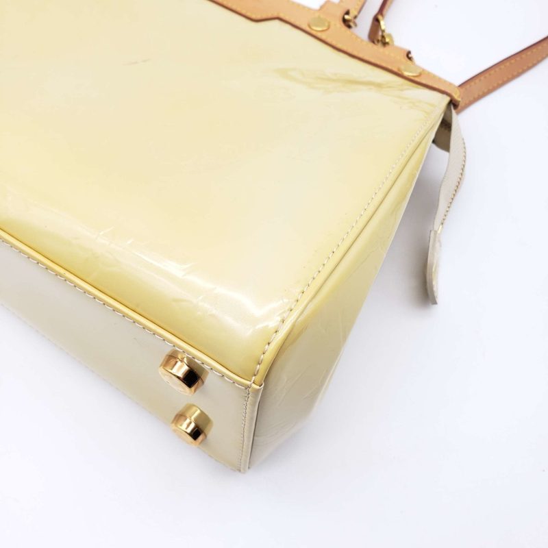 Louis Vuitton Brea MM Handbag & Shoulder Bag - Logoexplore - Image 10