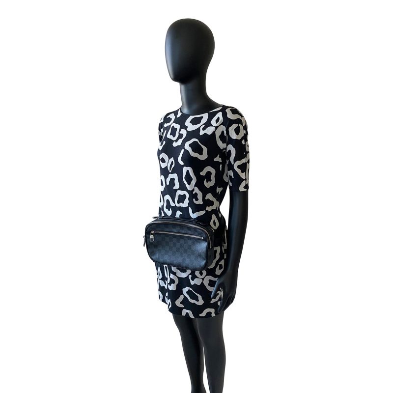 Louis Vuitton Damier Graphite Ambler Bumbag - Logoexplore - Image 9