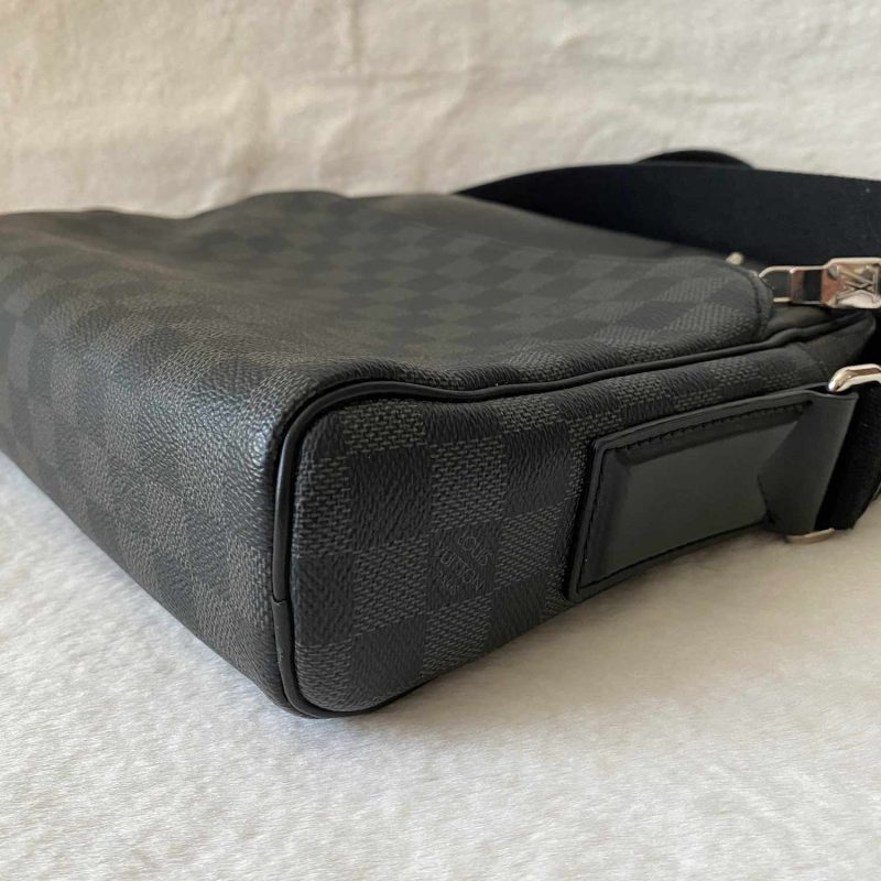 Louis Vuitton Damier Graphite Dayton Reporter - Logoexplore - Image 8