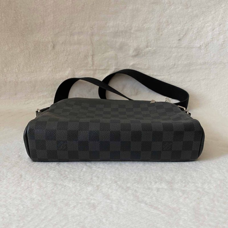 Louis Vuitton Damier Graphite Dayton Reporter - Logoexplore - Image 6