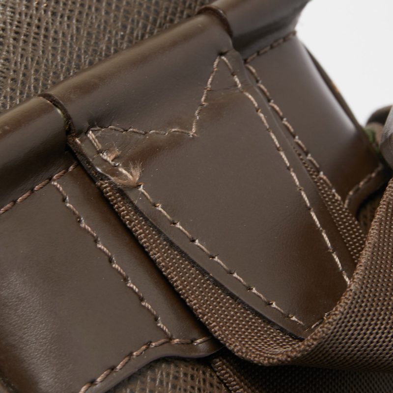LOUIS VUITTON Brown/Green Taiga Leather Dersou Messenger Bag - Logoexplore - Image 7
