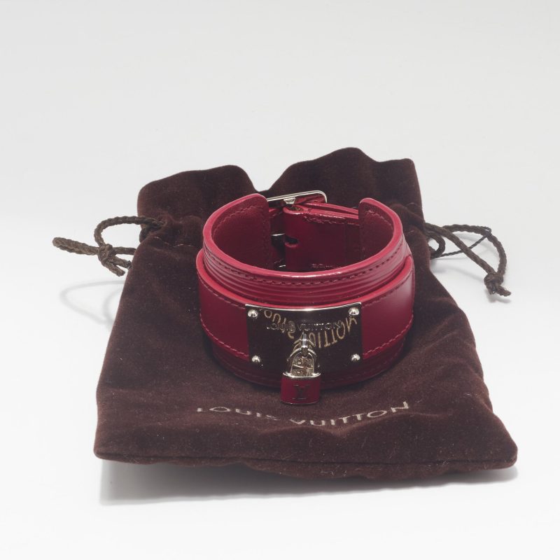 LOUIS VUITTON Fuschia Pink Vernis Infinit Gold Tone Cuff Bracelet 17 - Logoexplore - Image 5