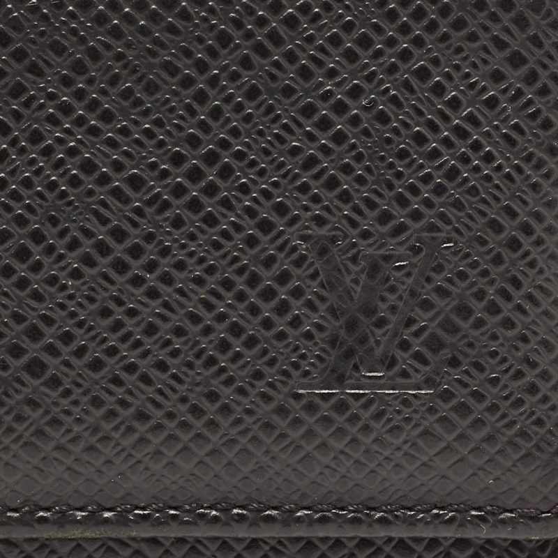 LOUIS VUITTON Black Leather 4 Key Holder - Logoexplore - Image 6