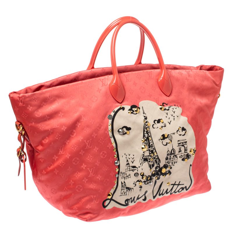 Louis Vuitton Coral Monogram Nylon Nouvelle Vague Beach Bag - Logoexplore - Image 3