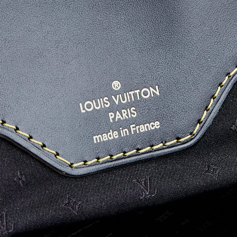 Louis Vuitton Black Suhali Leather L'Absolu De Voyage Bag - Logoexplore - Image 8