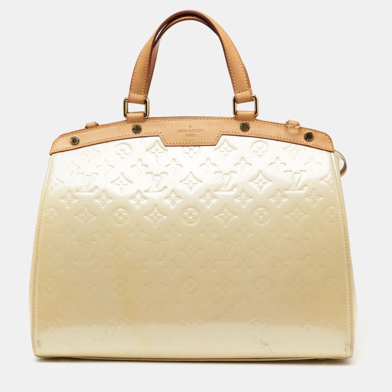 Louis Vuitton Blanc Corail Monogram Vernis Brea GM Bag - Logoexplore