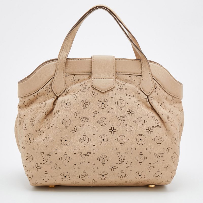 Louis Vuitton Coquill Monogram Mahina Leather Cirrus PM Bag - Logoexplore - Image 4