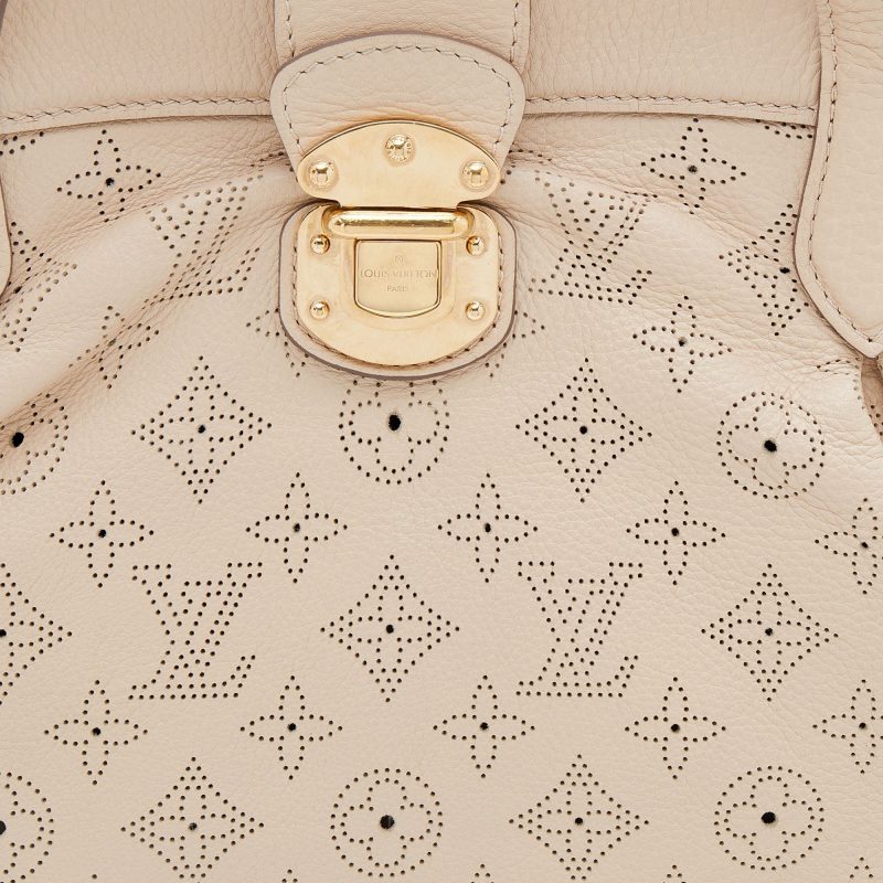 Louis Vuitton Coquill Monogram Mahina Leather Cirrus PM Bag - Logoexplore - Image 5