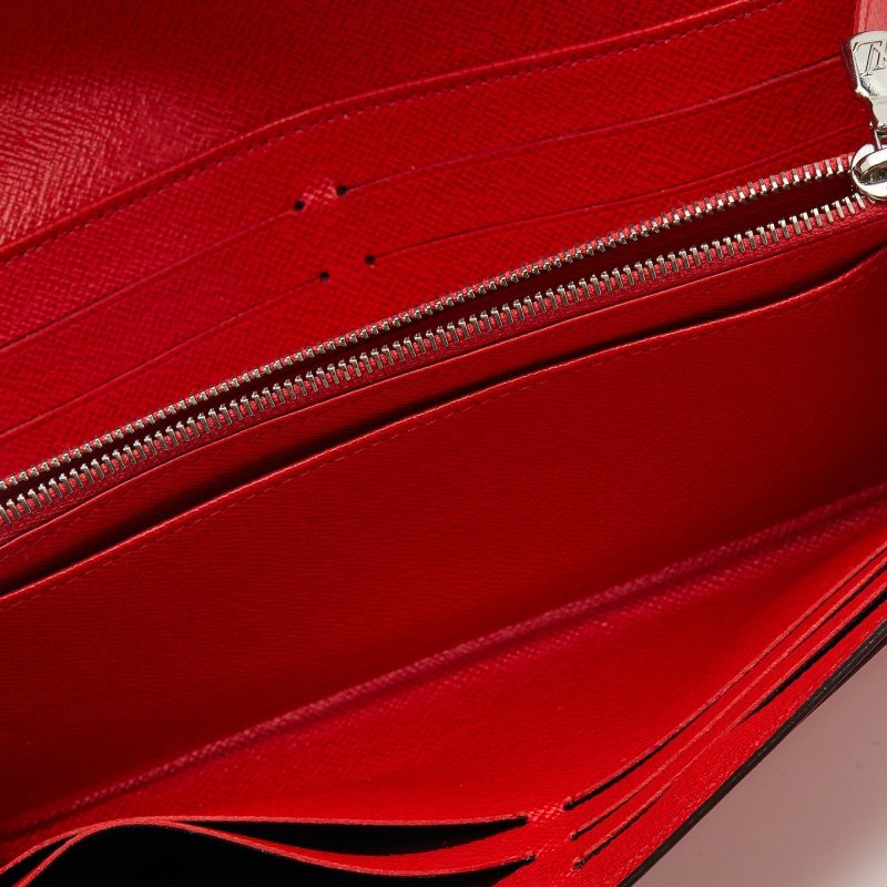 Louis Vuitton Coquelicot Epi Leather Sarah Wallet - Logoexplore - Image 2