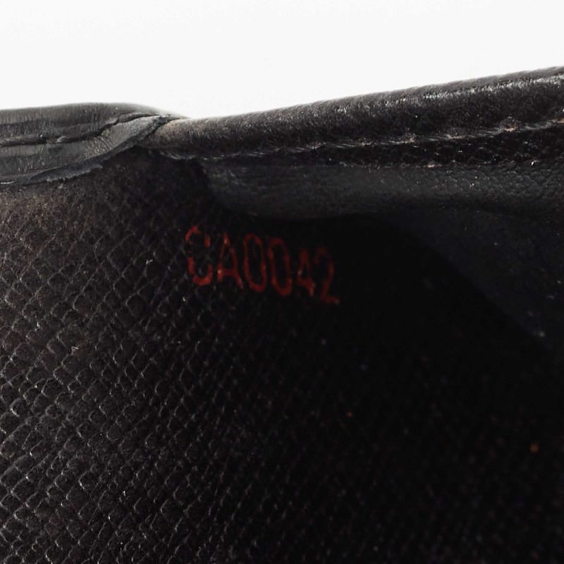 LOUIS VUITTON Black Epi Leather Bifold Long Wallet - Logoexplore - Image 7