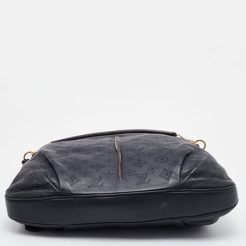 LOUIS VUITTON Black Monogram Mahina Leather Selene MM Bag - Logoexplore - Image 7