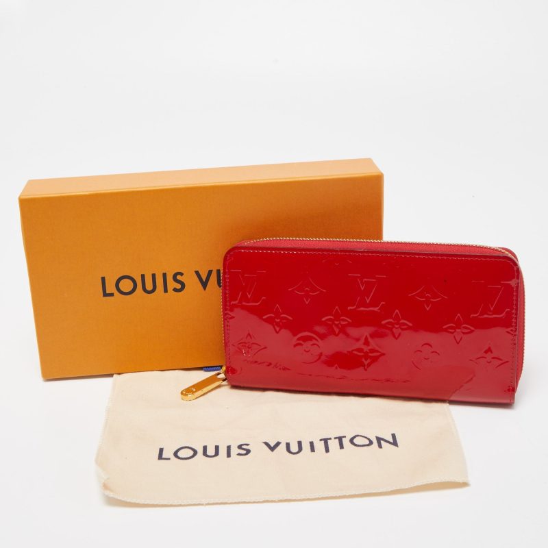 LOUIS VUITTON Cerise Monogram Vernis Zippy Wallet - Logoexplore - Image 8