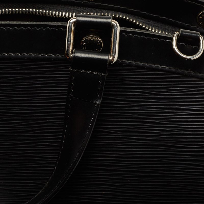 LOUIS VUITTON Black Epi Leather Brea GM Bag - Logoexplore - Image 6