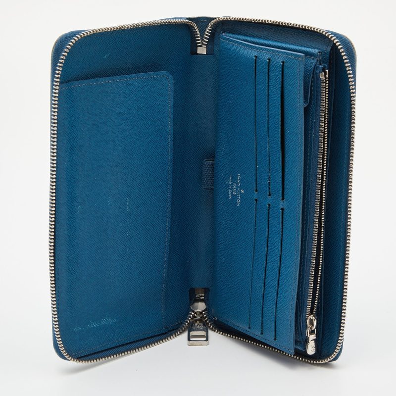 LOUIS VUITTON Cyan Epi Leather Zippy Wallet - Logoexplore - Image 2