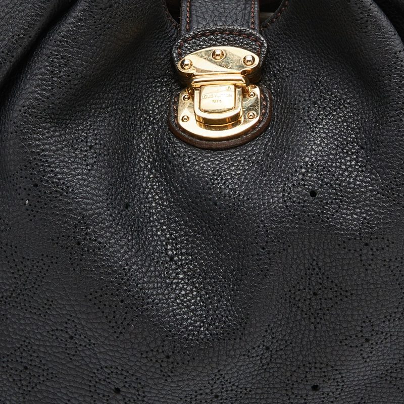 LOUIS VUITTON Black Monogram Mahina Leather L Bag - Logoexplore - Image 5