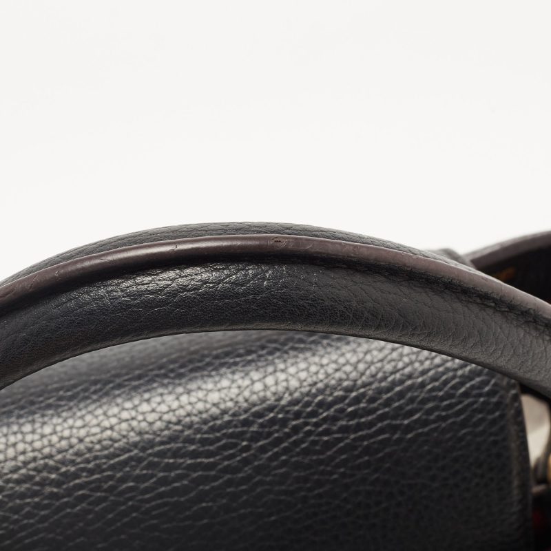 LOUIS VUITTON Black Taurillon Leather Capucines PM Bag - Logoexplore - Image 6