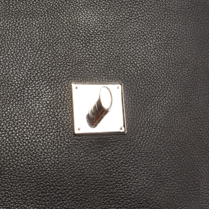 LOUIS VUITTON Black Leather Lockme II Top Handle Bag - Logoexplore - Image 7
